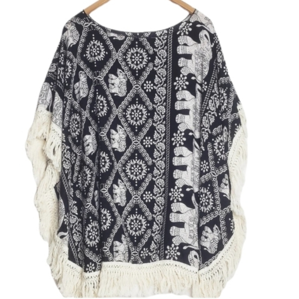 2 CHIC bohemian elephant print fringe poncho!